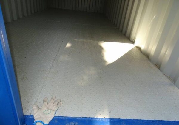 Conteneur maritime de 20 pieds avec plancher en acier – Image 5